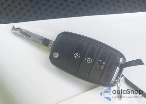 2019 Kia Optima Lx/S z USA, uszkodzony, nr VIN 5XXGT4L36KG297828